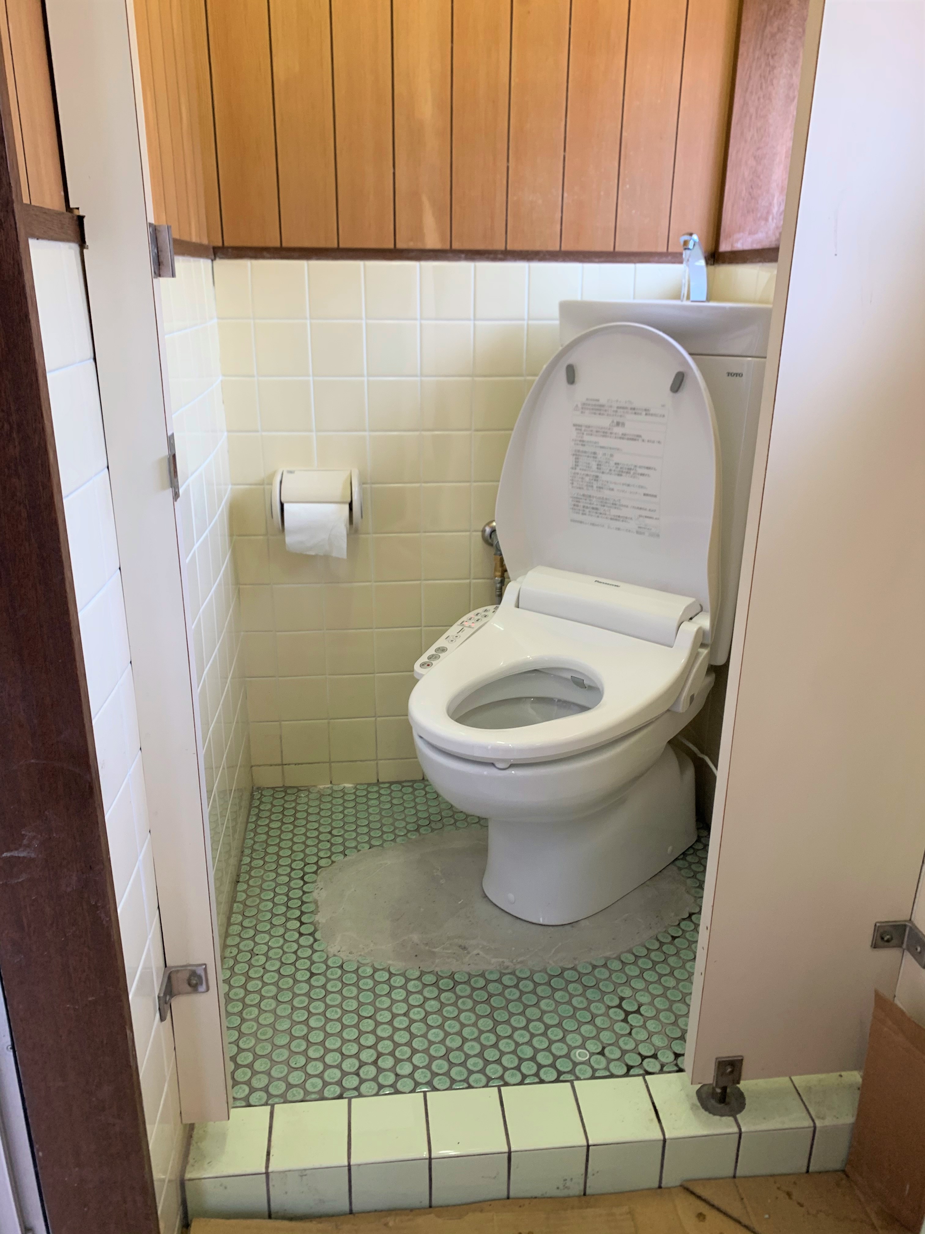 和式トイレからのリフォームに最適。TOTO コンパクトリモデル便器